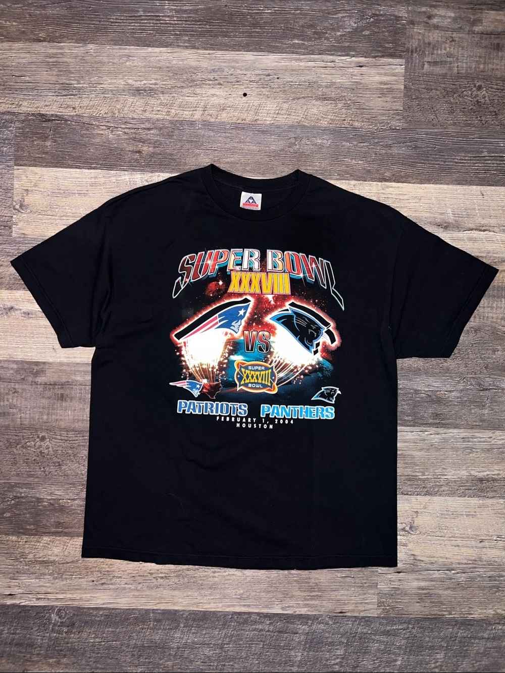 2004 NFL Super Bowl XXXVIII Patriots vs Panthers T-Shirt